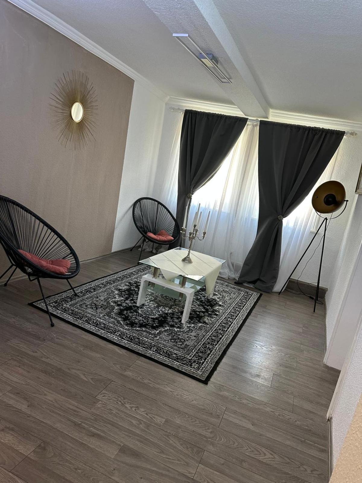 אלטנאו Hotel-Cafe-Restaurant Parkhaus מראה חיצוני תמונה